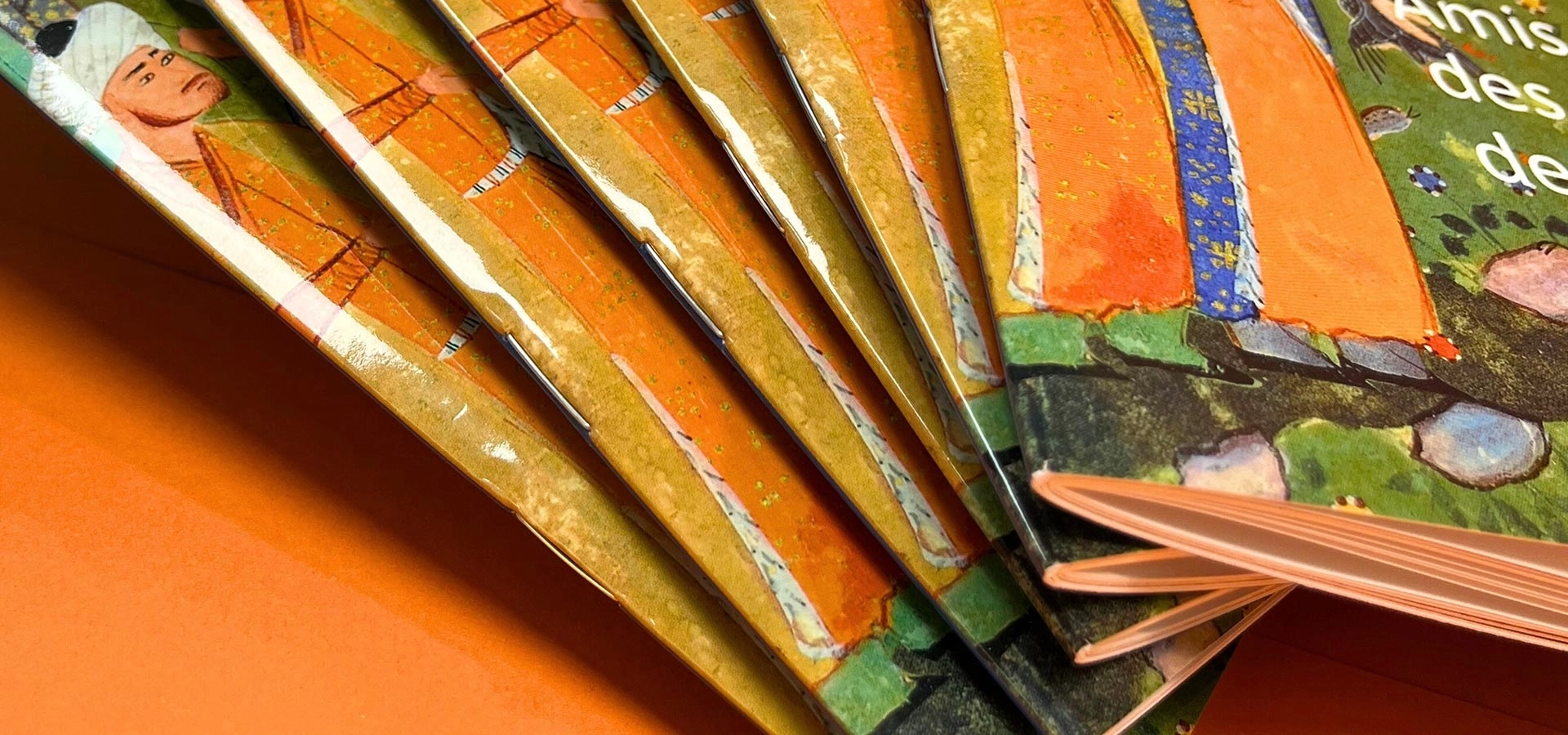 Brochures <span>agrafées</span> magazines